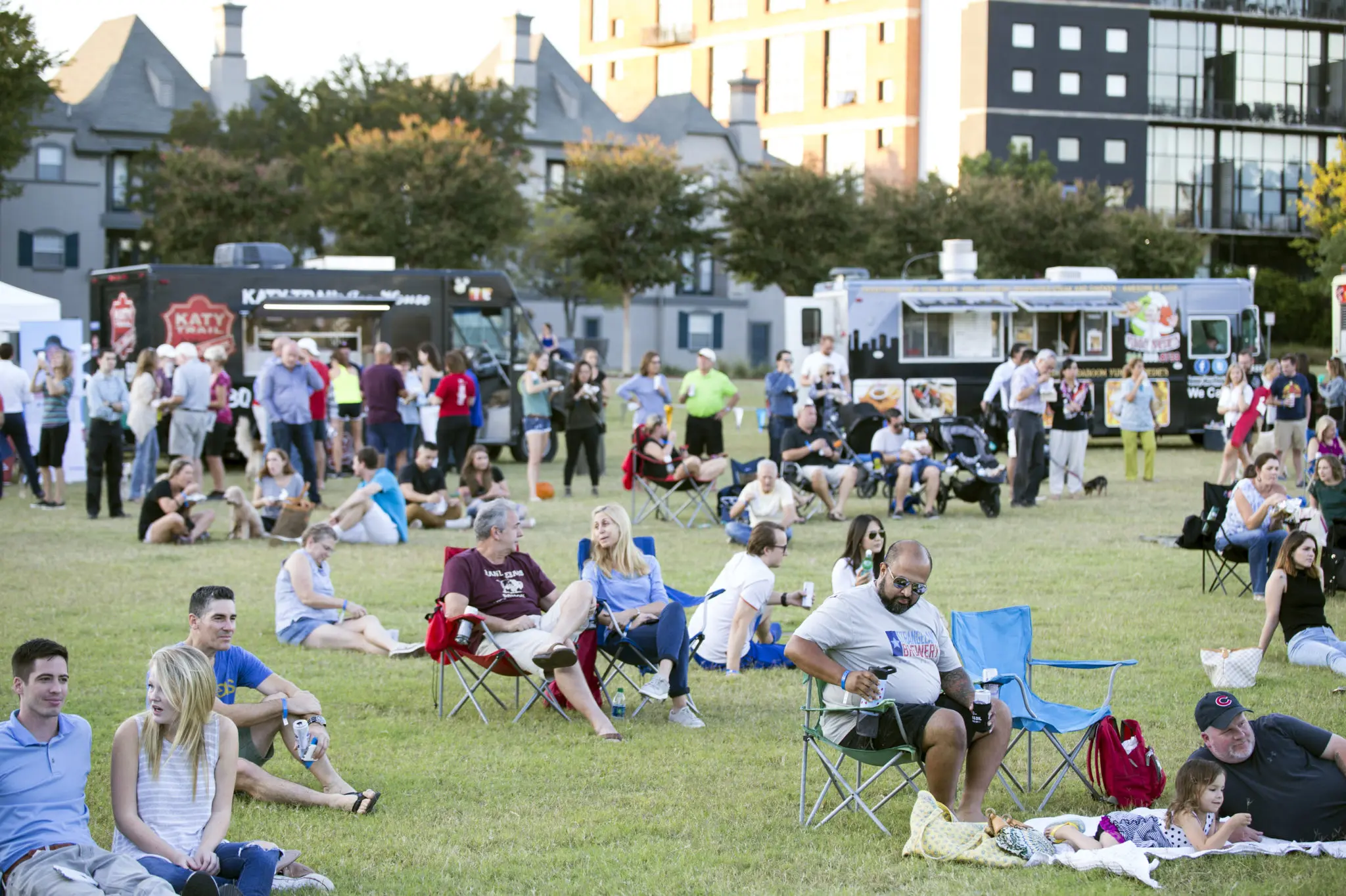Bring a blanket or just find a piece of grass and enjoy the Uptown Dallas Block Party.
