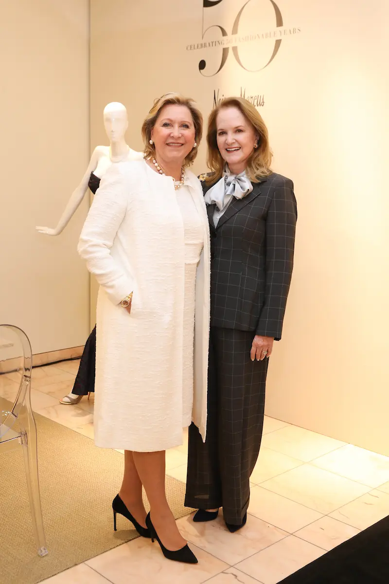 Carol Linn, Sandy Barrett (Photo by Priscilla Dickson)