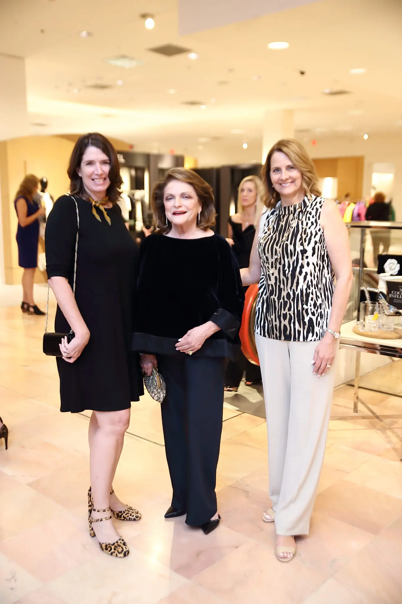 Sarah Leftwich, Beth Wolff, Laurel D'Antoni (Photo by Quy Tran)