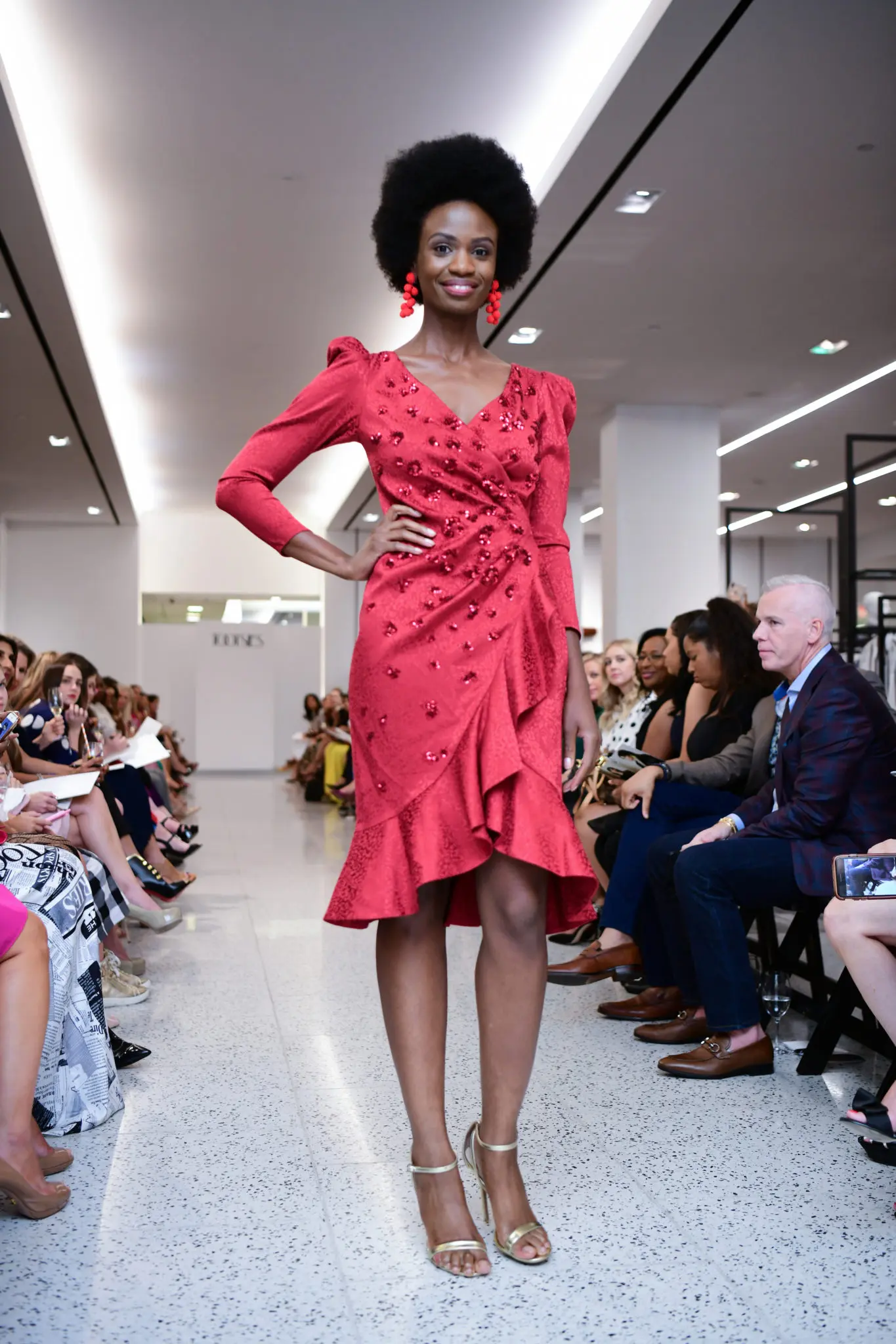 Fuchsia is the new navy, check it out. (Photo by Daniel Ortiz)