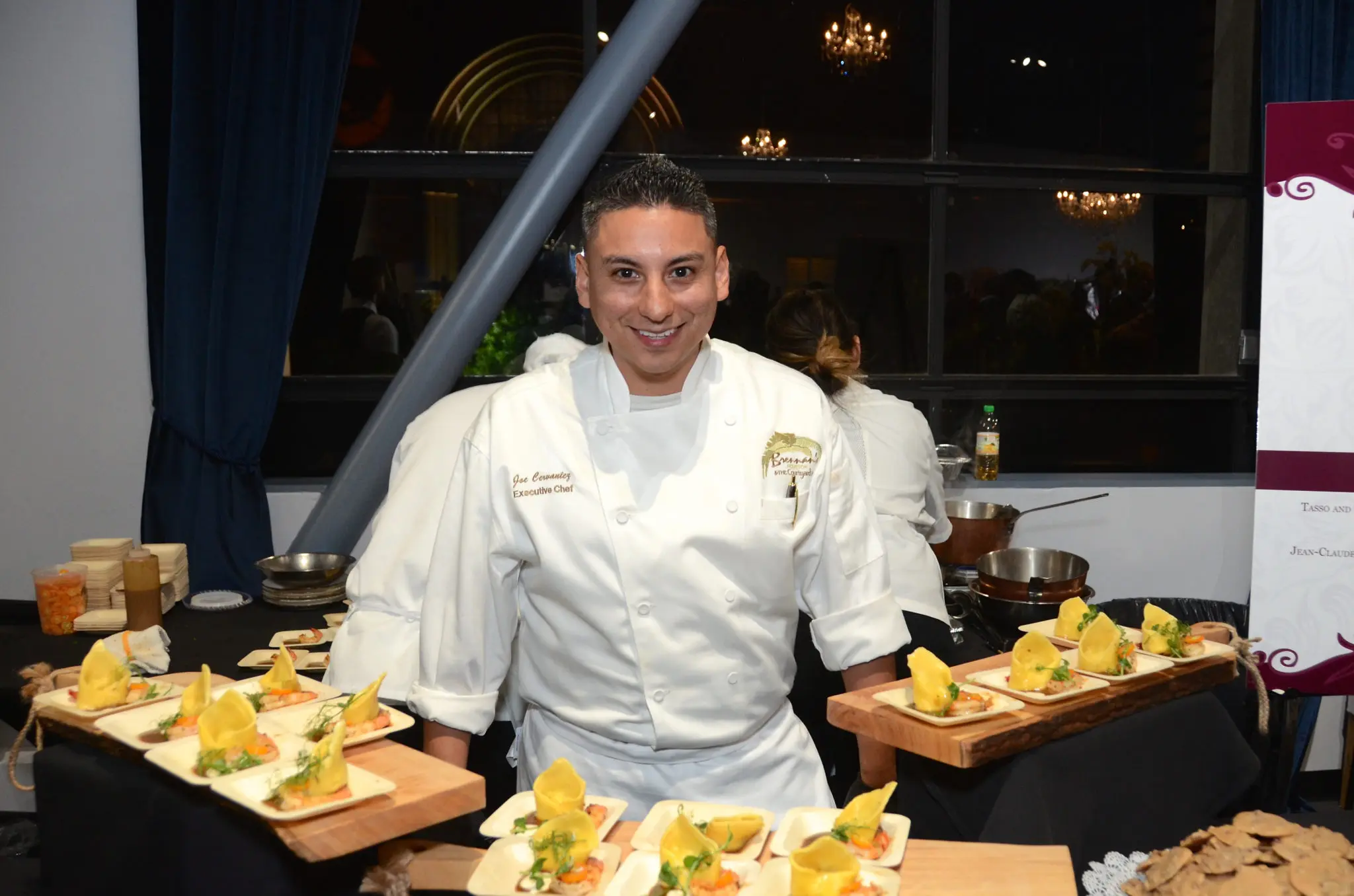 Brennan's Joe Cervantez captured the audience award. (Photo by Roswitha Vogler)