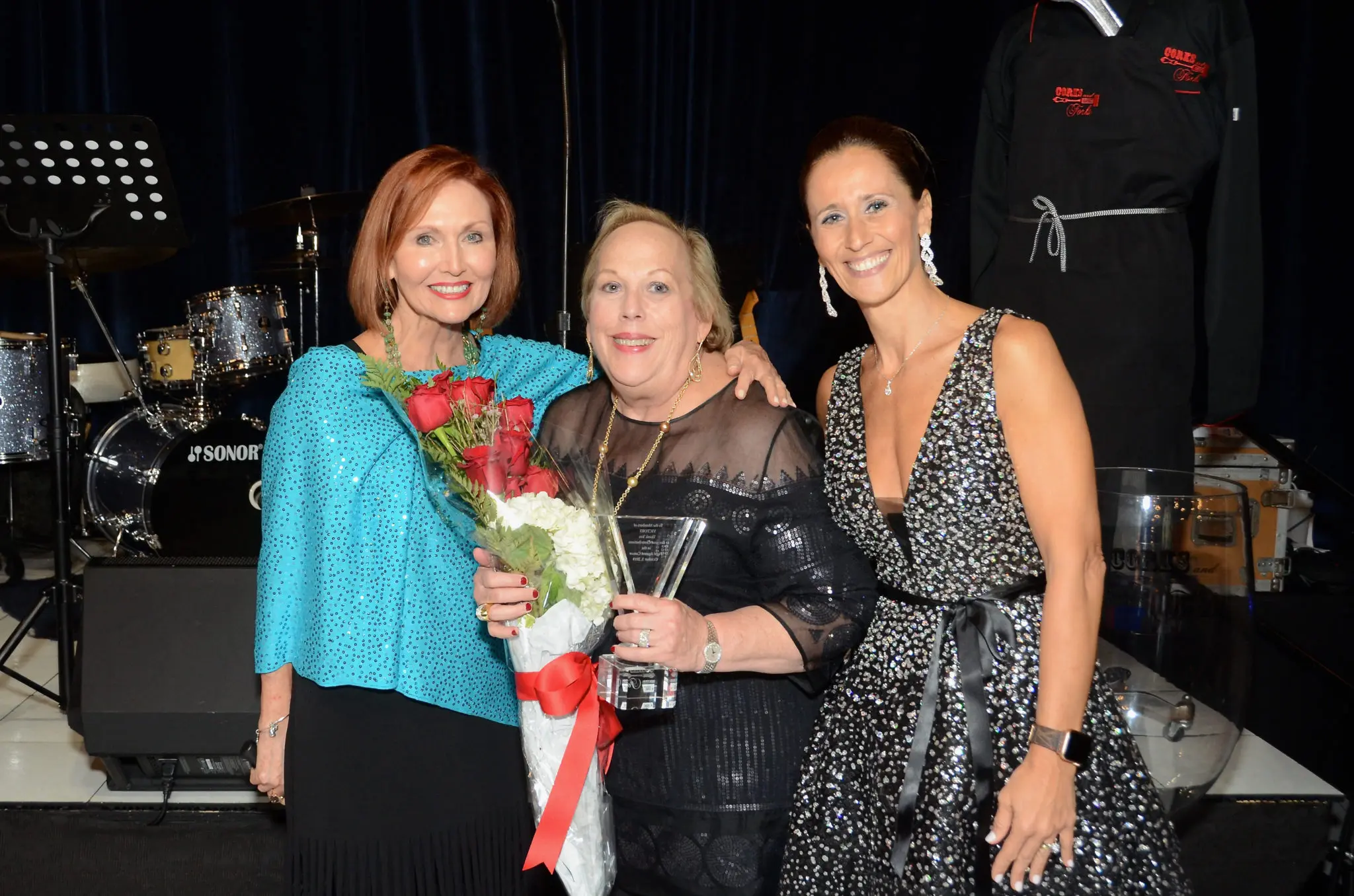 Chair Mary Grace Gray, 2019 VICTORY President Bebe Falik, Tiziana Triolo (Photo by Roswitha Vogler)