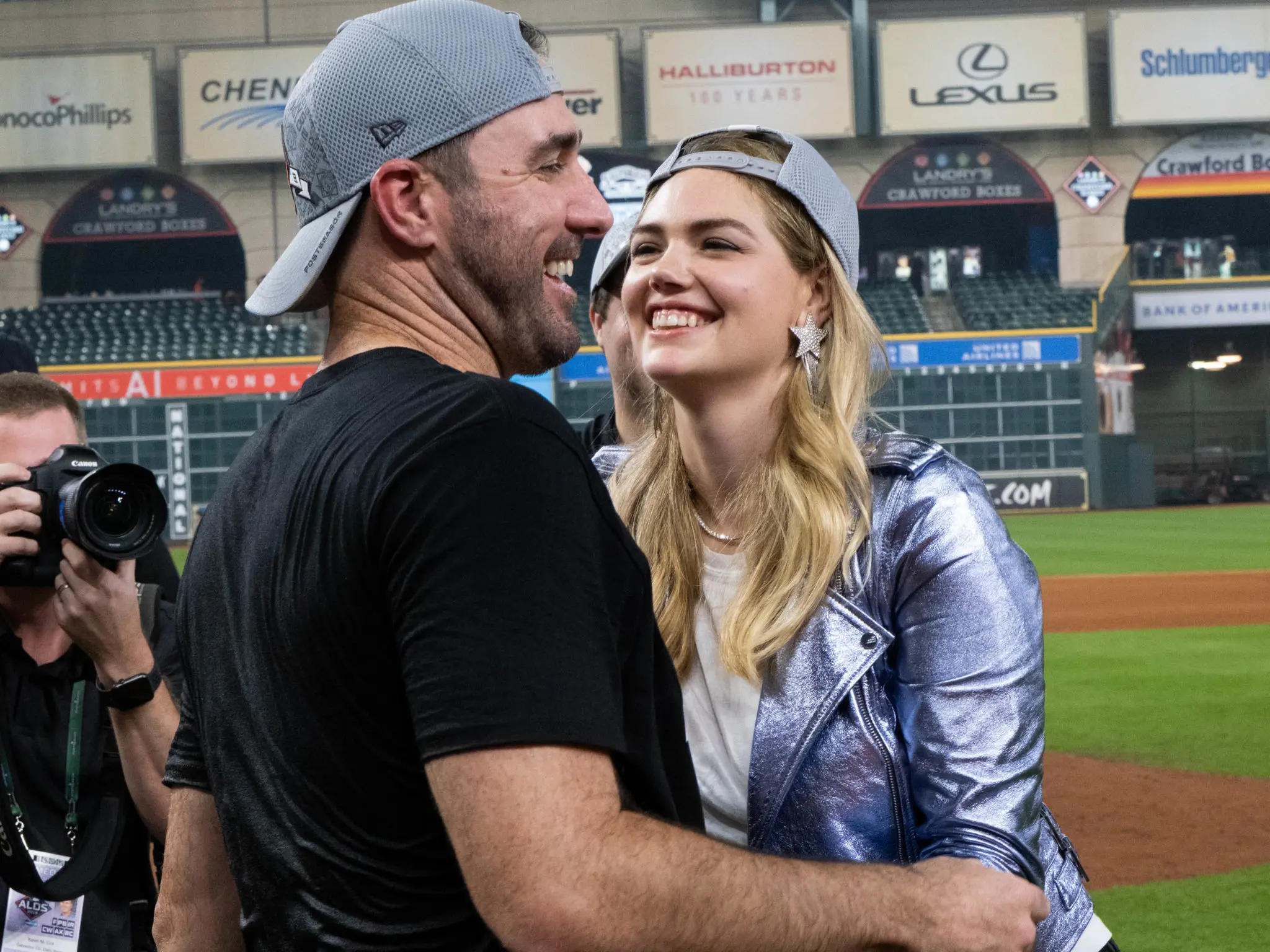 Justin Verlander and Kate Upton know how to make hats look good. (Photo by F. Carter Smith)