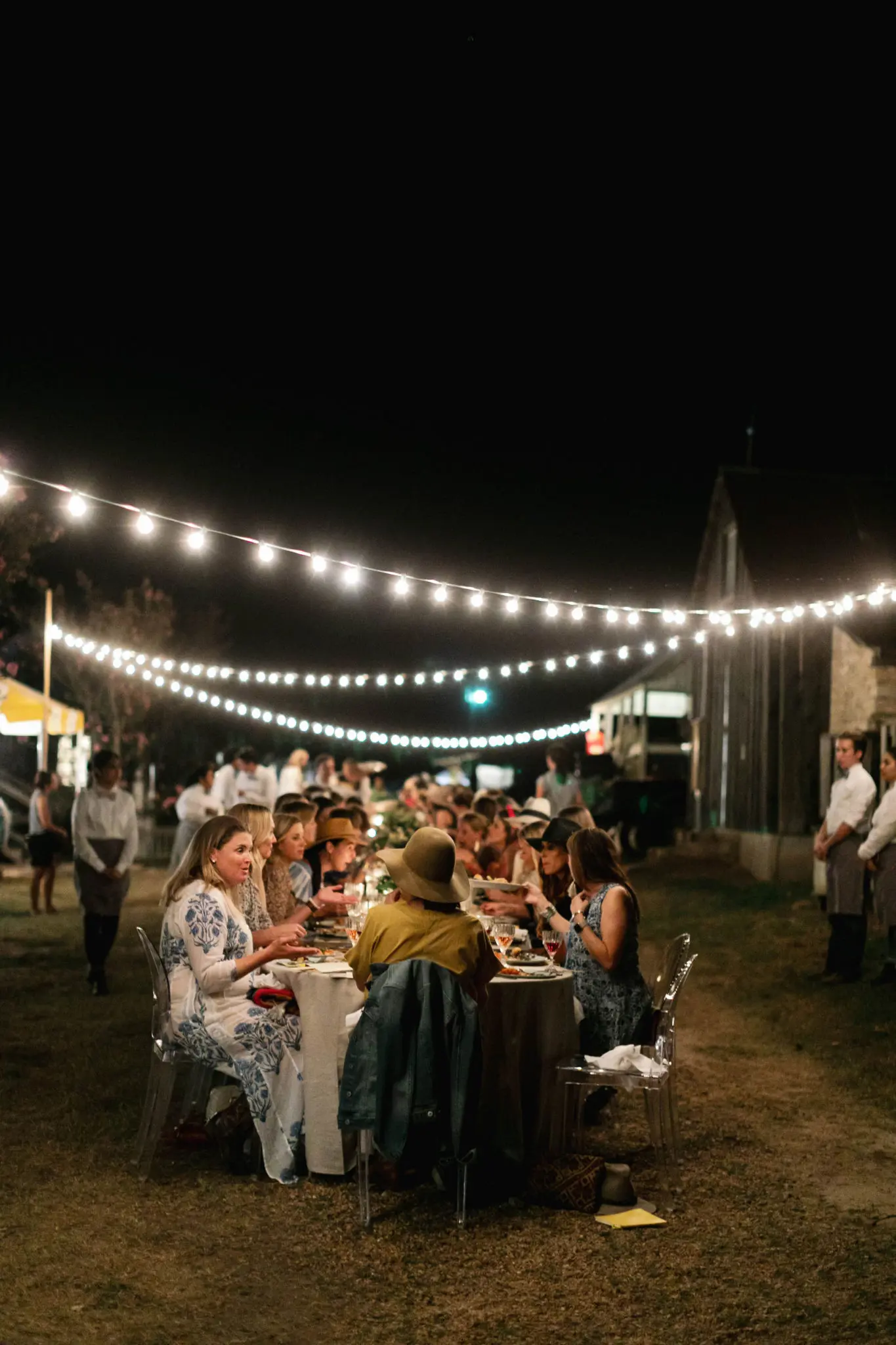 Dining under the stars at the Farm Girls Supper Club soirée in Round Top (Photography by Harlow & May Studios)
