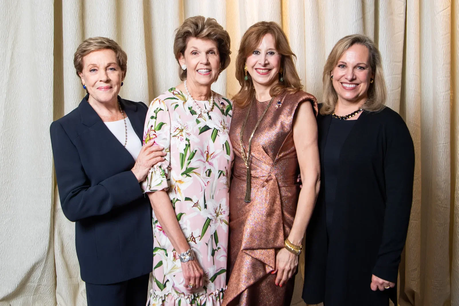 Julie Andrews, Lilly Andress, Vicki West, Emma Walton Hamilton