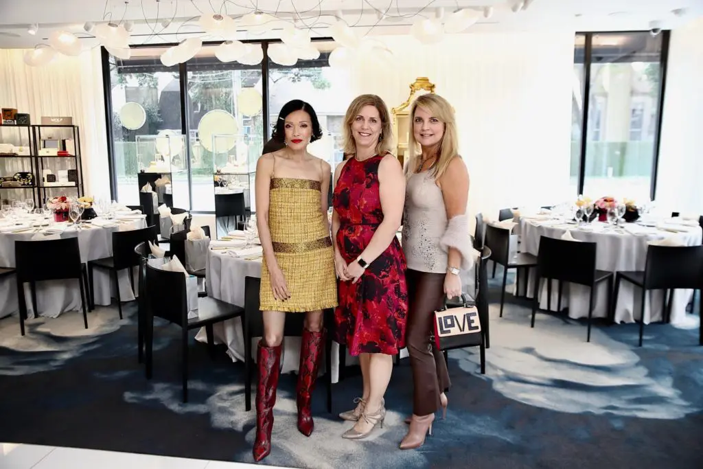 Duyen Huynh, Emilee Whitehurst, Melissa Holman Juneau (Photo by Quy Tran)