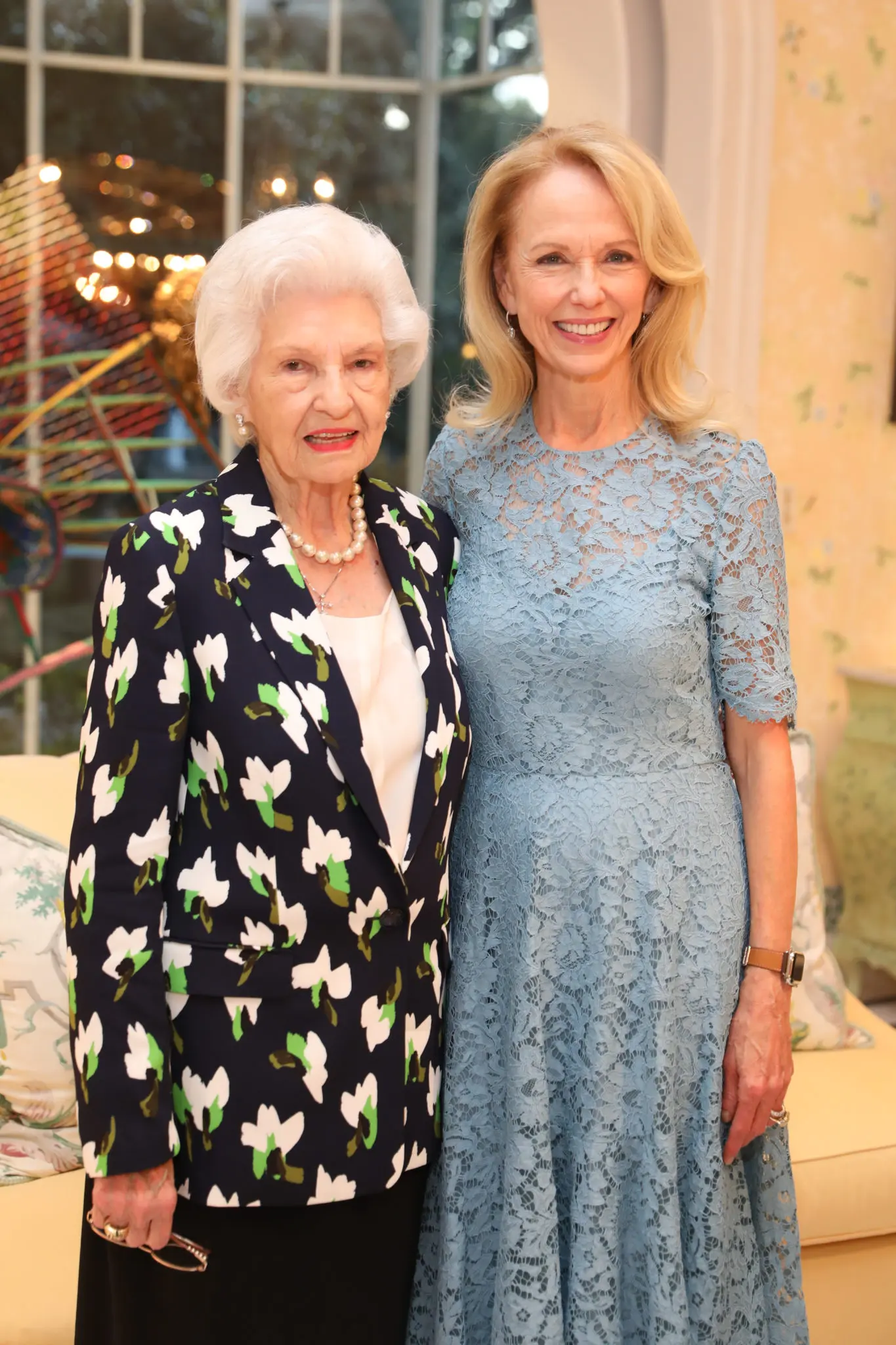 Raye White, Susan Sarofim at the dinner in the Sarofim River Oaks home (Photo by Priscilla Dickson)