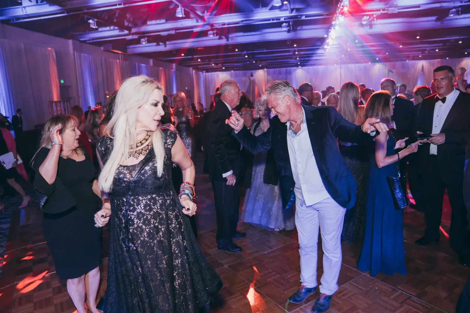 Spirit of the Woods gala guests reveling in the evening’s entertainment and festivities (Photo by Chinh Phan)
