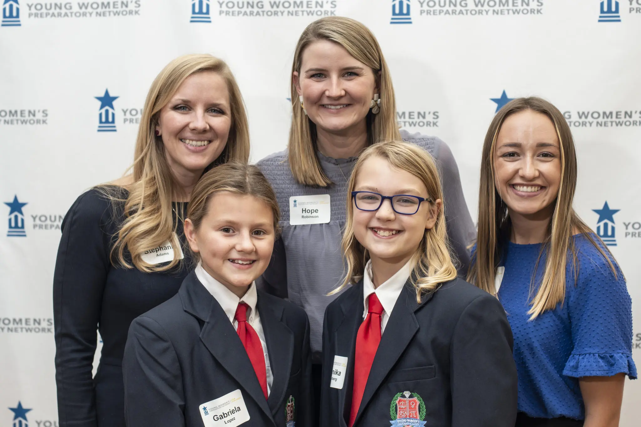 Advisors with Annika Gronberg and Gabriela Lopez