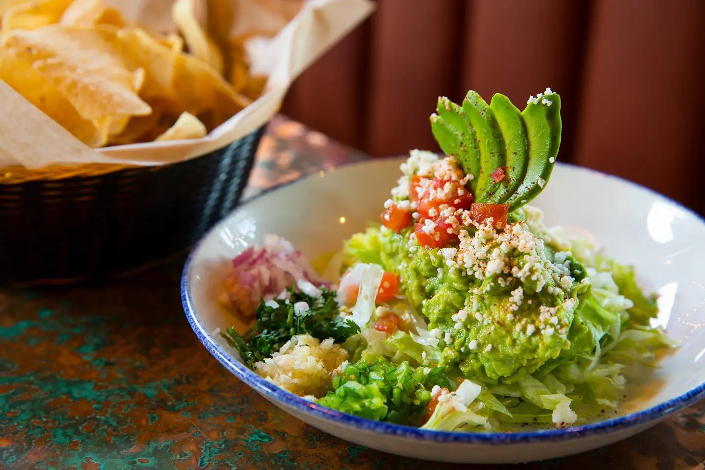Candente's guacamole is worthy.