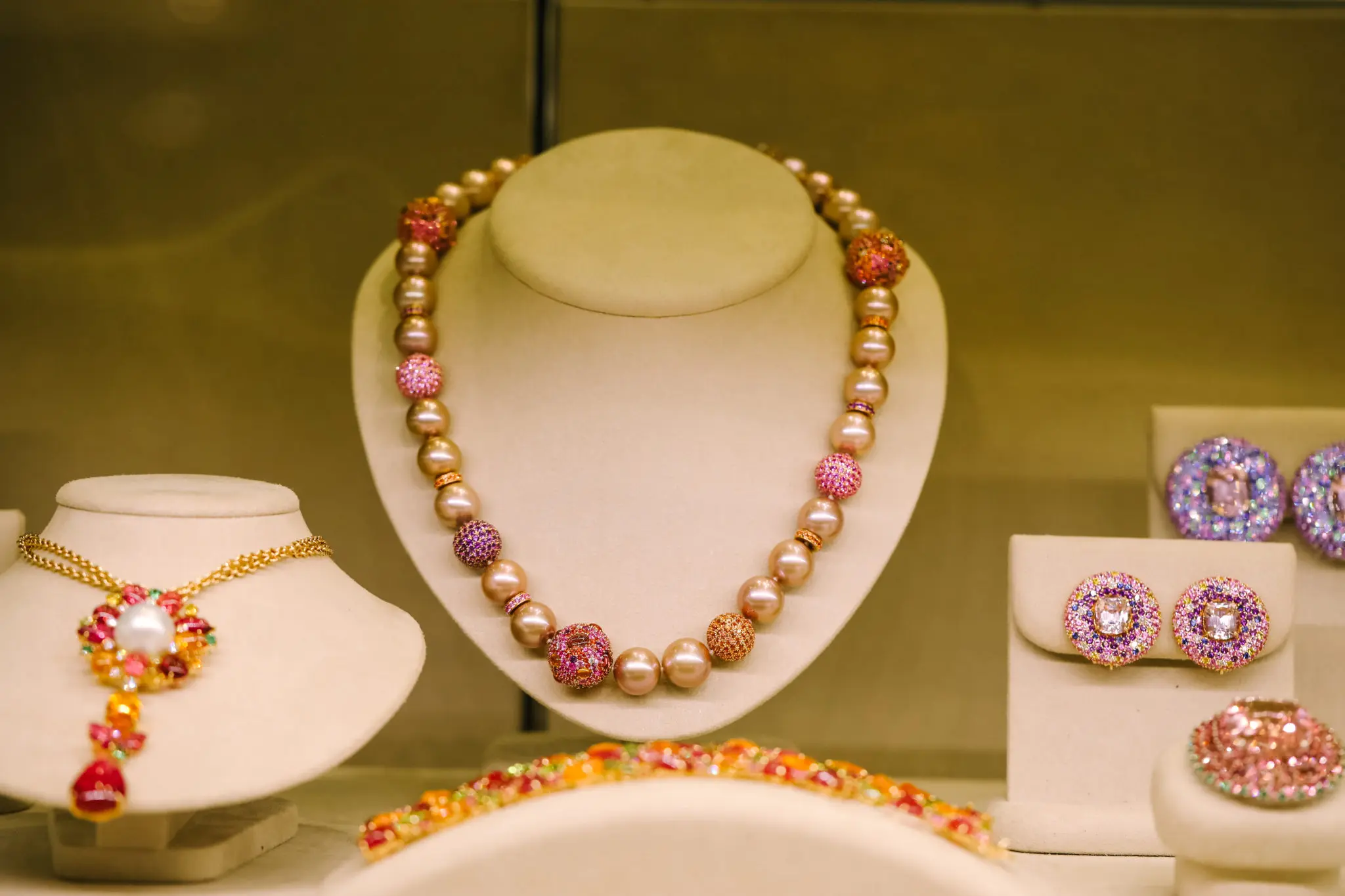 Naturally-colored pearls make a statement in Margot McKinney designs. (Photo by Johnny Than)