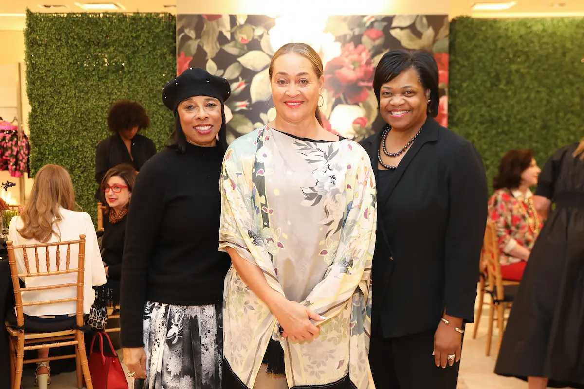 Phyllis Williams, Gaynell Drexler, Marian Harper (Photo by Priscilla Dickson)
