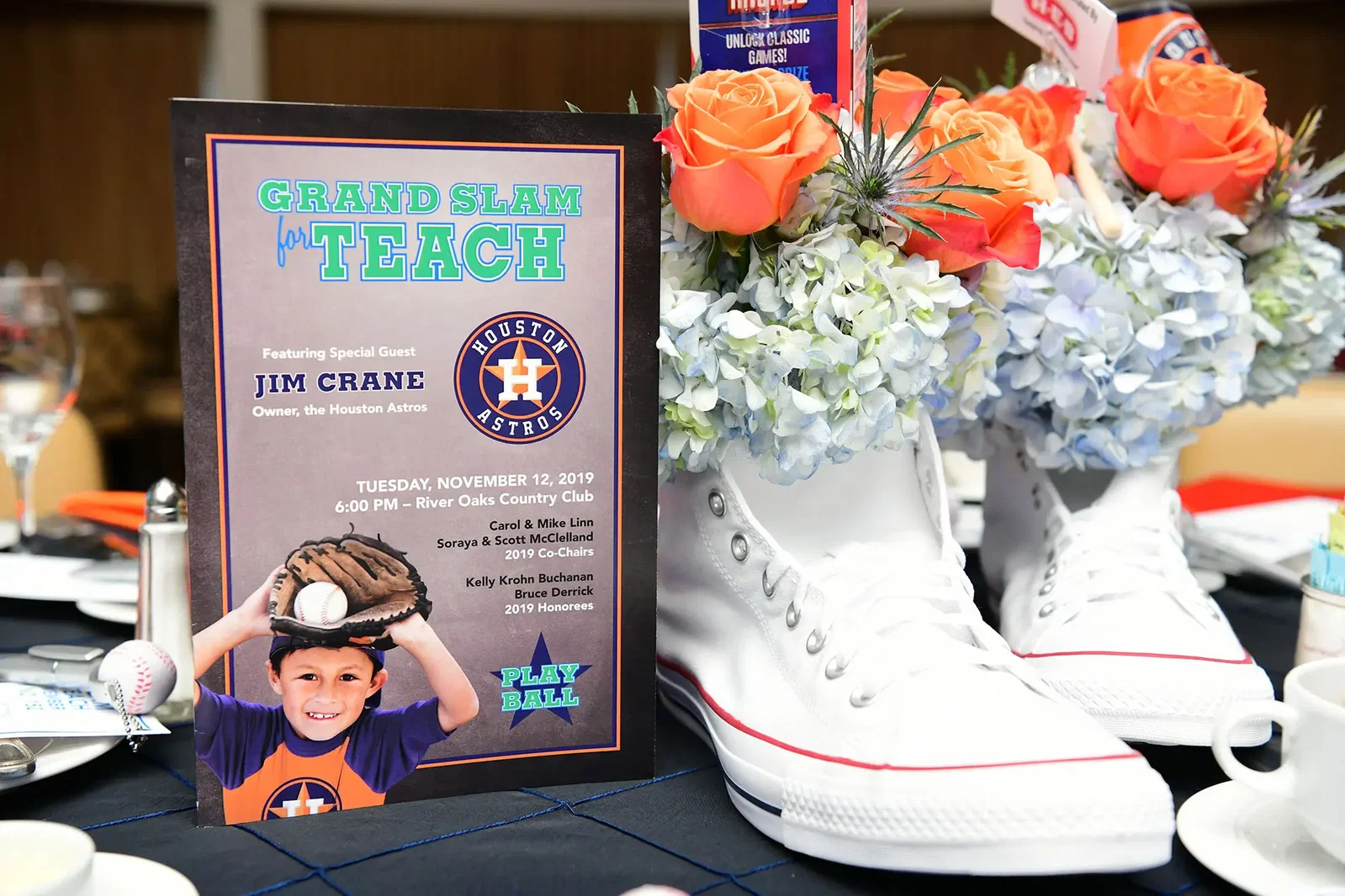 Centerpiece at Grand Slam for TEACH (Photo by Daniel Ortiz)