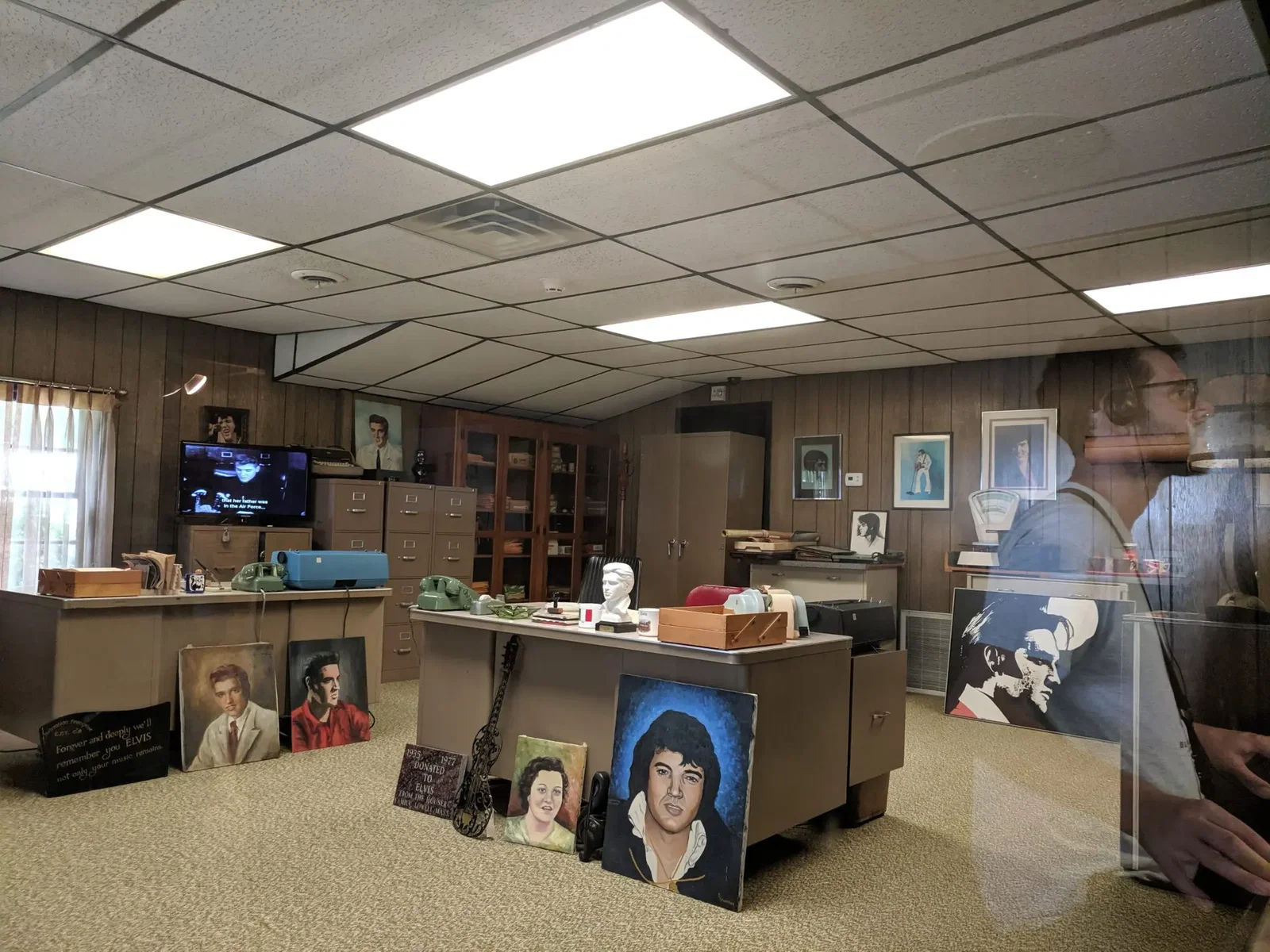 The King's office in Graceland. (Photo by Ariane Roesch and Zak Miano)