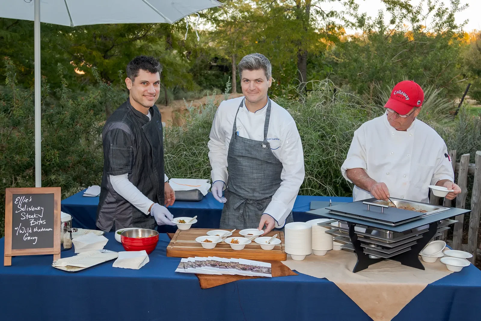 Dallas' top chefs provided gourmet nibbles as guests roamed the zoo (Photo by WJNPHOTO)