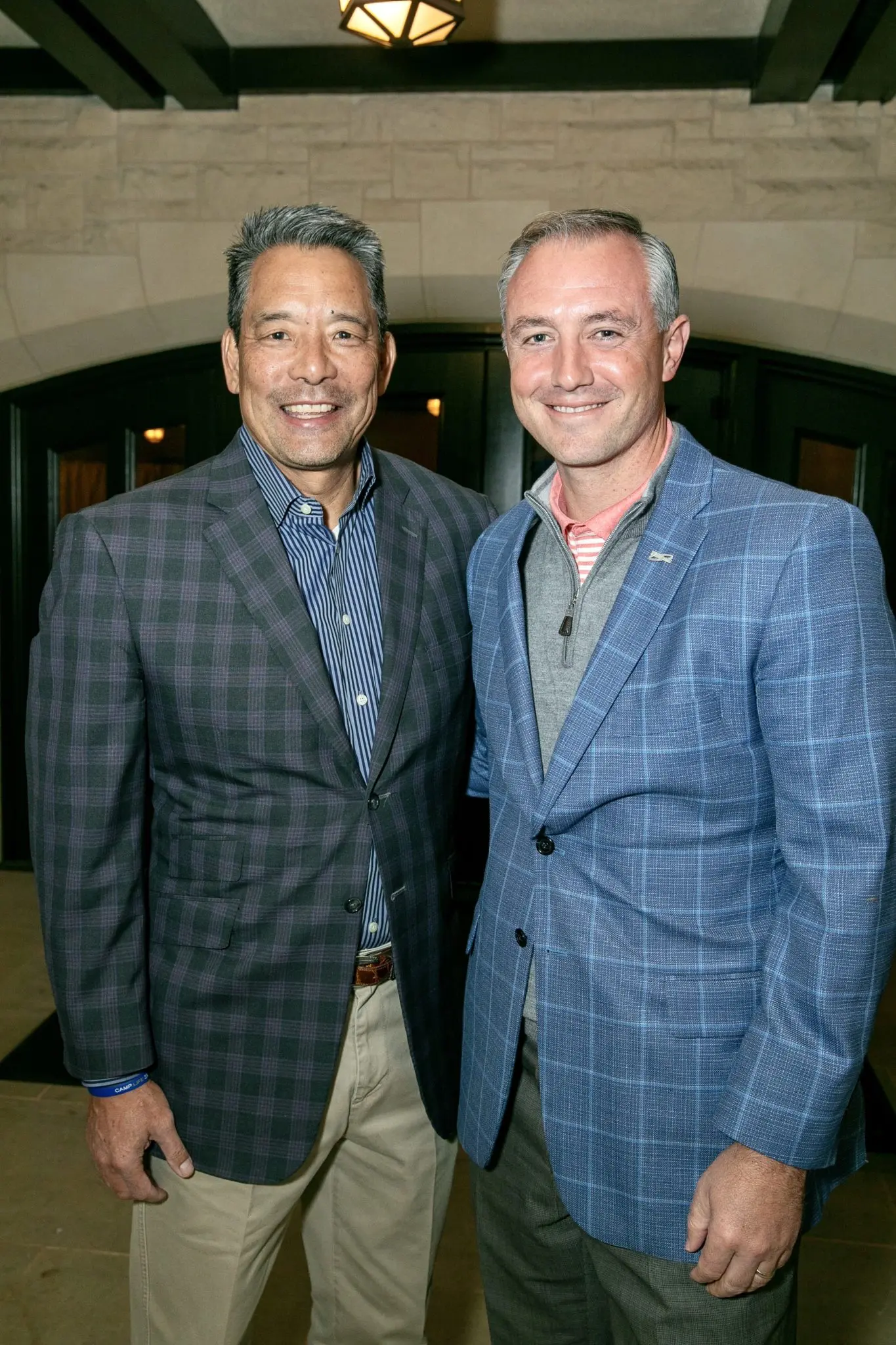 Frank Tsuru, Scott Hallam