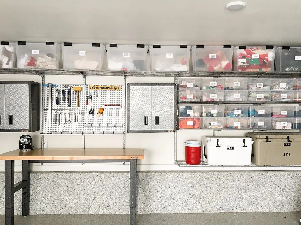 A re-organized garage by The Organized Nest.