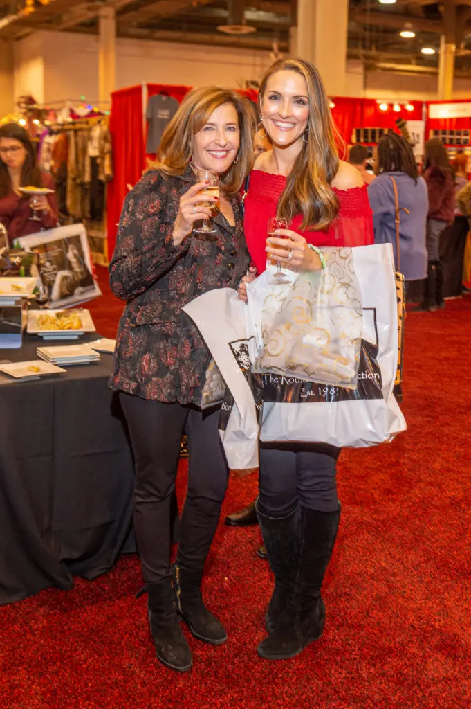 Shoppers Amanda Cantley, Patty Welser (Photo by Fulton Davenport/PWL Studio)