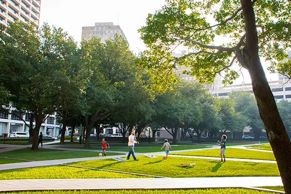 A sunny day in Burnett Park.