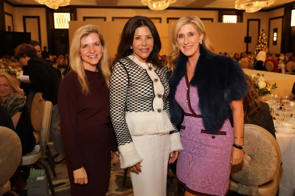 Kimberly Miller, Ericka Bagwell, Lindsay Holstead (Photo by Priscilla Dickson)
