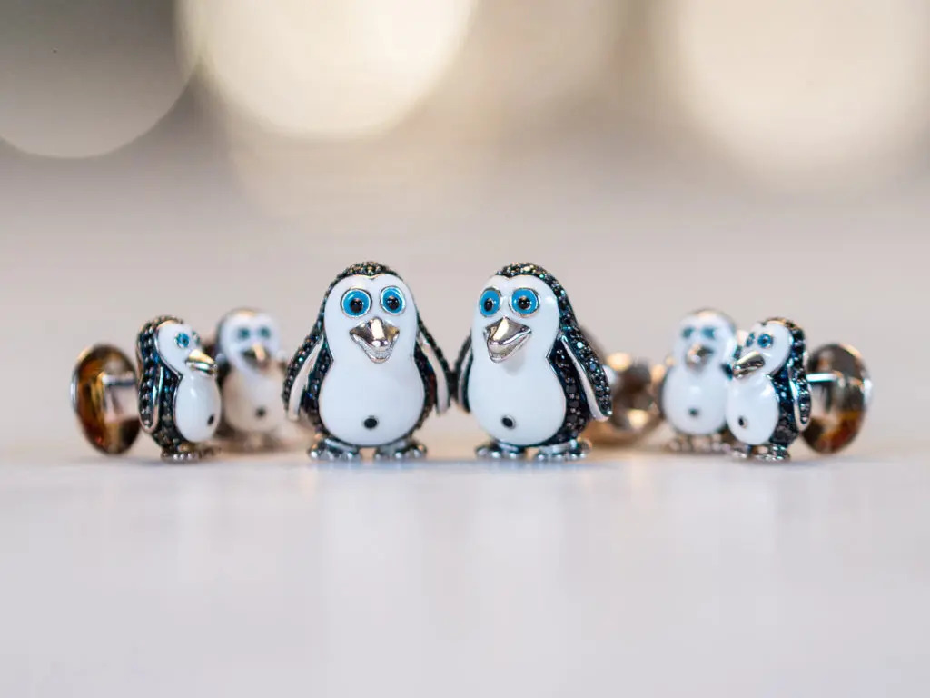 Deakin & Francis black spinel and enamel penguin cufflinks and stud set