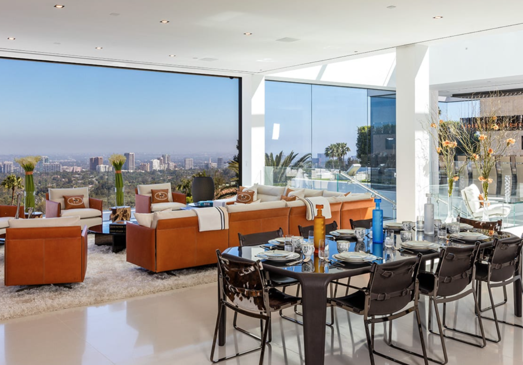 'The Billionaire' home boasts 12 bedrooms and 21 bathrooms. (Hilton & Hyland photo)