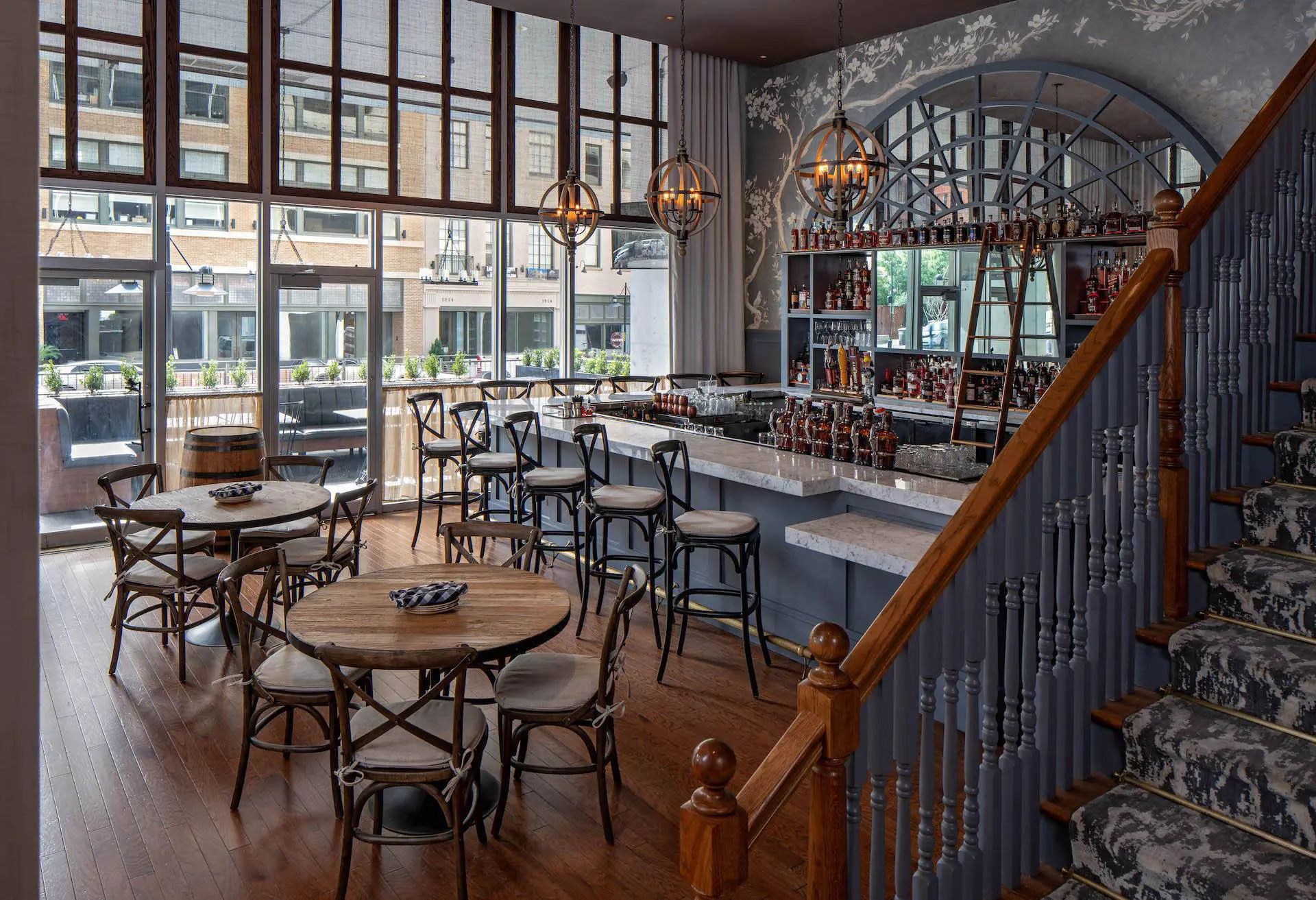 hosting holiday parties – Elm Street Cask & Kitchen – bar area2