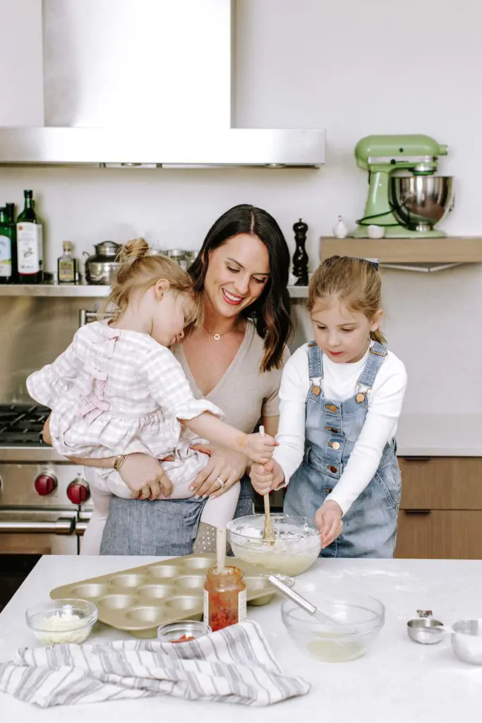 Alex Snodgrass with daughters Sutton and Winnie. Photographed by Kristen Kilpatrick. 