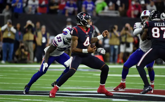 Deshaun Watson Defies Doubters, Proves Superheroes Really do Exist in Great Sack Escape for the Ages