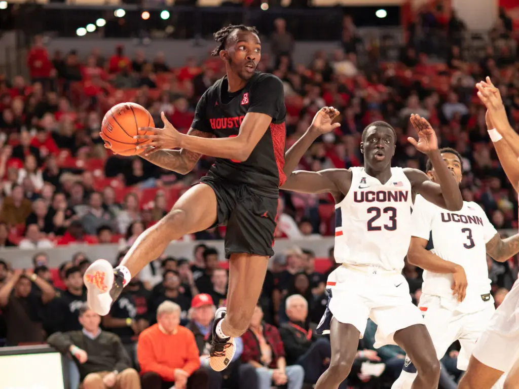 DeJon Jarreau is talented enough to be a triple double threat. (Photo by F. Carter Smith)