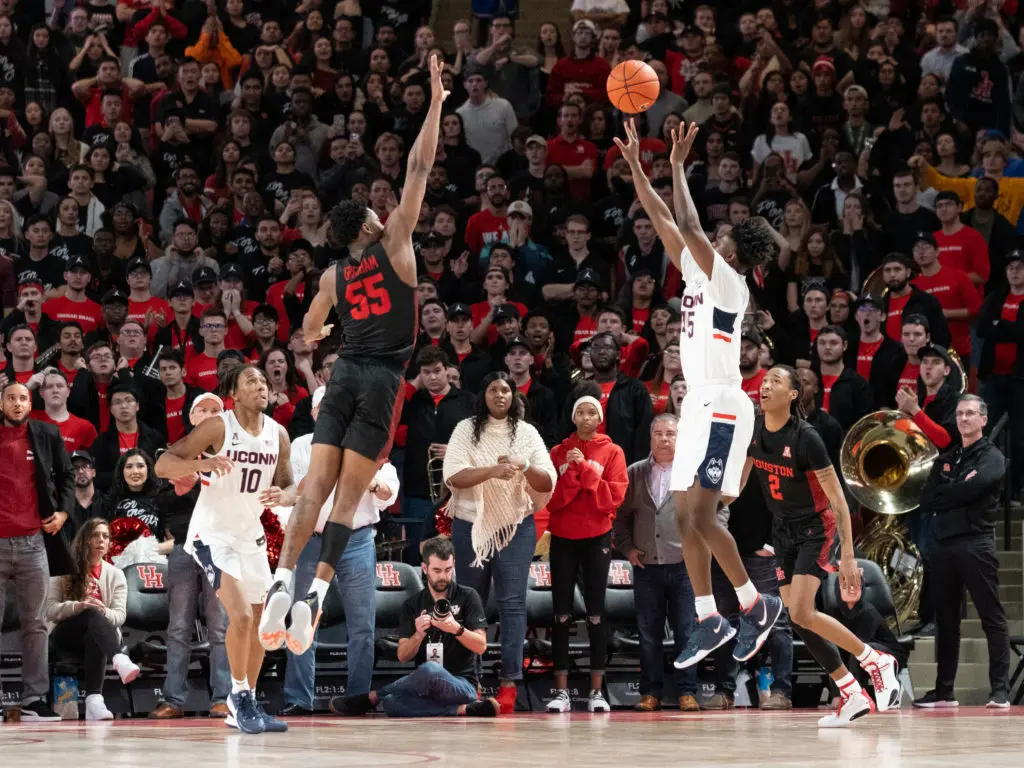 Brison Gresham's long wingspan allows him to make up for his UH teammates mistakes with blocks and shot contests. (Photo by F. Carter Smith)