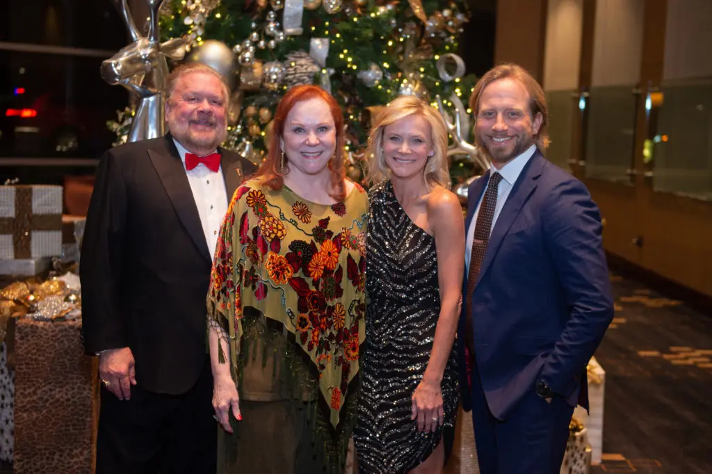 John & Lindy Rydman, Lisa Rydman & Eric Lindsey (Photo by Wilson Parish)