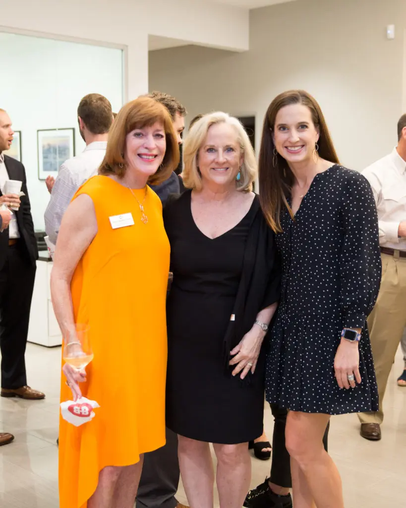 Susie Barnett, Betsy Nettles, Katie Nettles (Photo by Paige Bietler Photography)