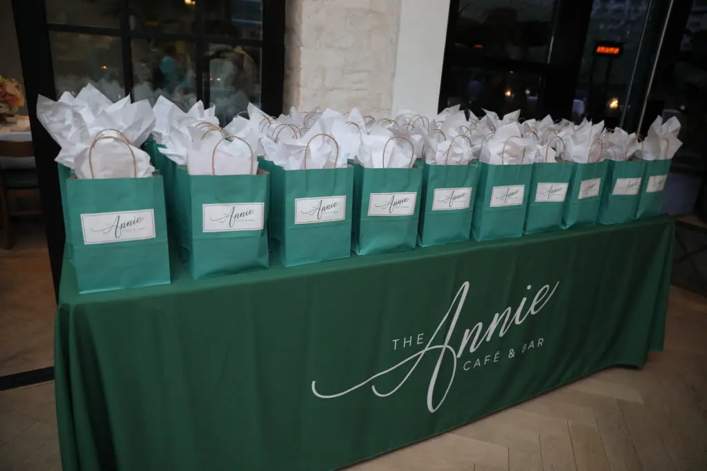Swag bags filled with goodies from Diptyque and a baby bracelet from Ippolita (Photo by Johnny Than)