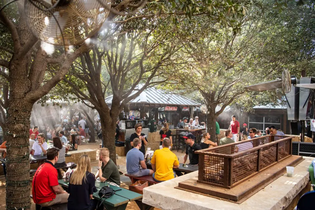 Katy Trail Ice House 
is one of the most popular outdoor patios in Dallas. (Courtesy of Katy Trail Ice House)