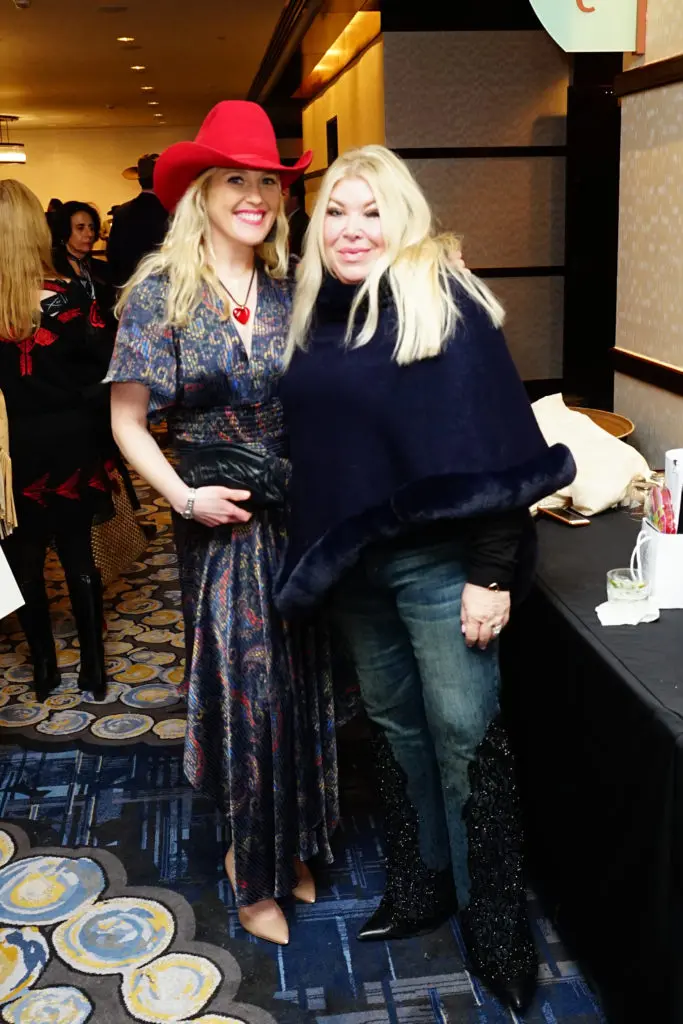 Jennifer Roosth, Lara Bell (Photo by Michael Saavedra)