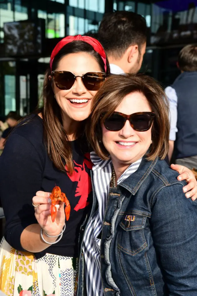 Allison Schulze, Lisa Jakel (Photo by Daniel Ortiz)