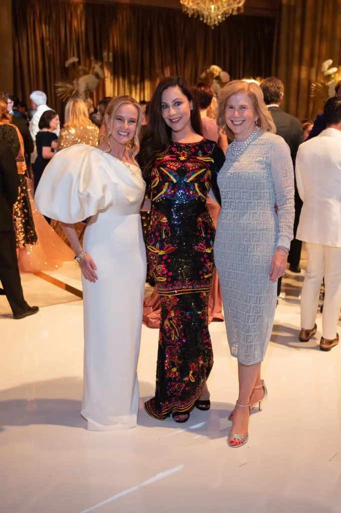 Deb Koehler, Anna Winter and Eloise Brice (Photo by wilson Parish)