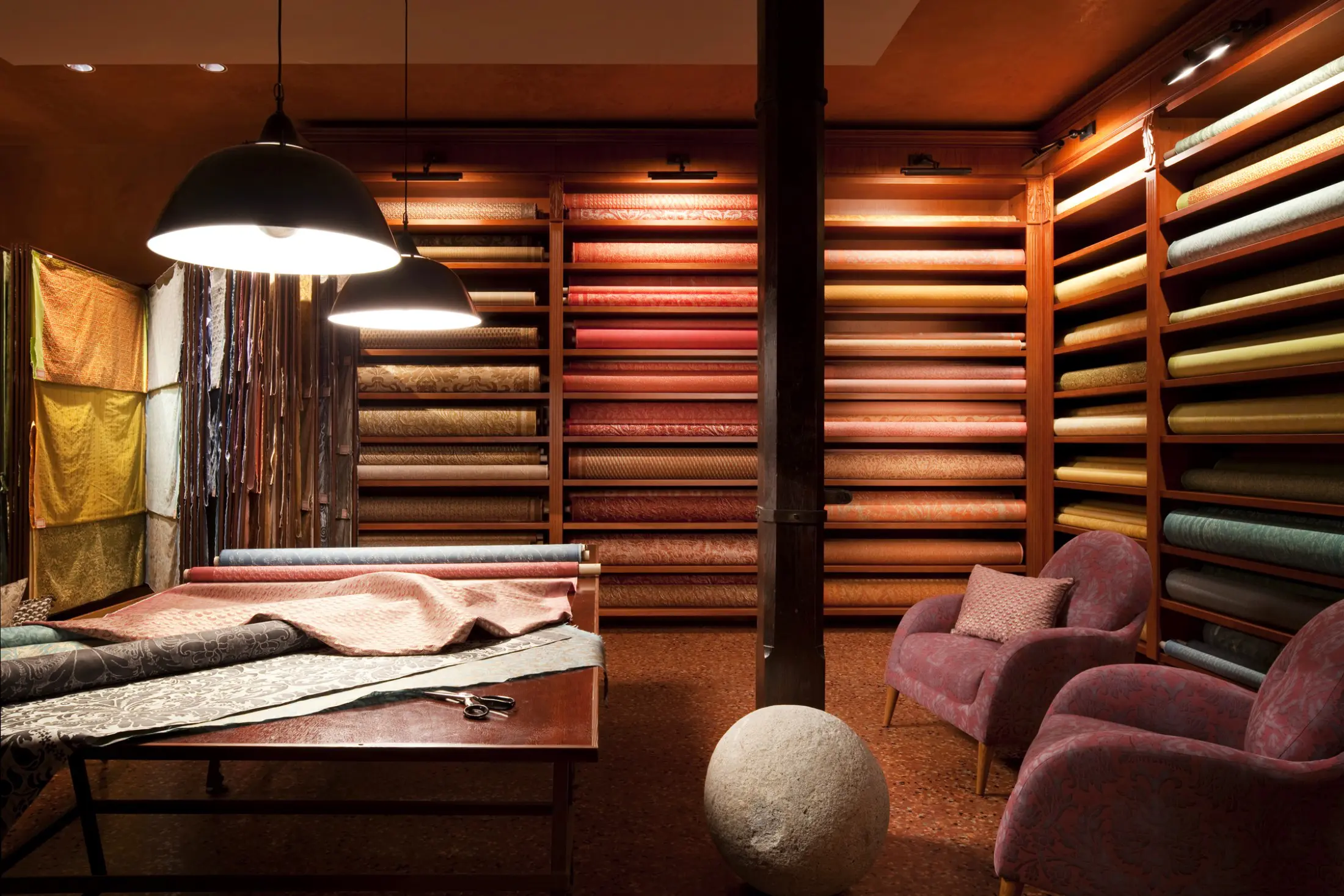 Fortuny_Venice_Showroom_by_Steve_Freihon_3