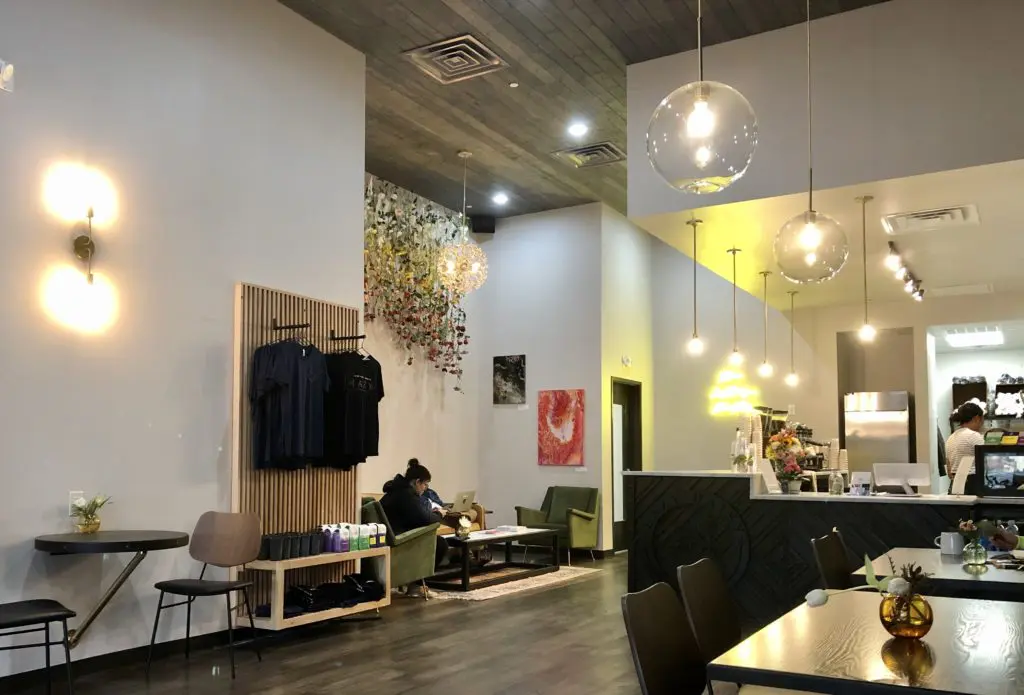Lazy Daisy is modern and warm, an ideal sanctuary to sip a latte (photo by Courtney Dabney).