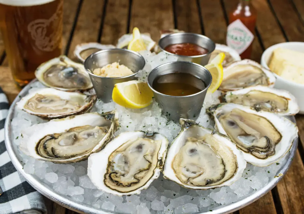 A classic Dallas restaurant, TJ's Seafood serves mussels, oysters, salmon, fish tacos and more.