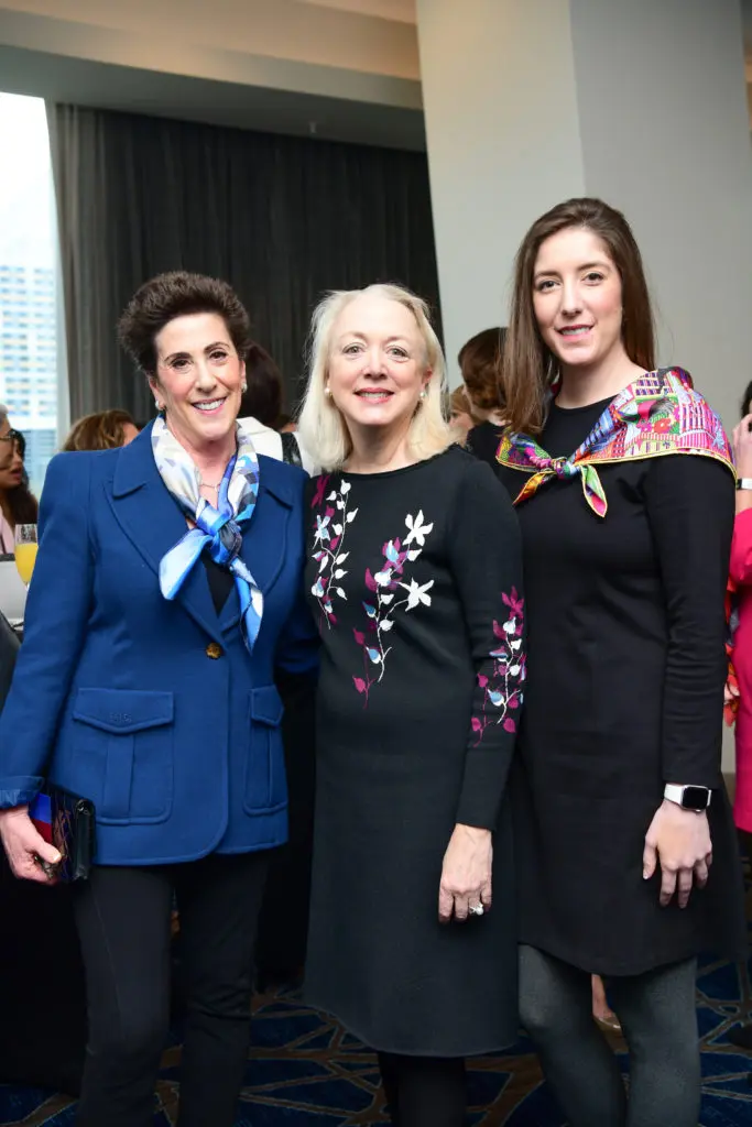 Phyllis Cohen, Cathryn Selman, Rebecca Linn (Photo by Daniel Ortiz)