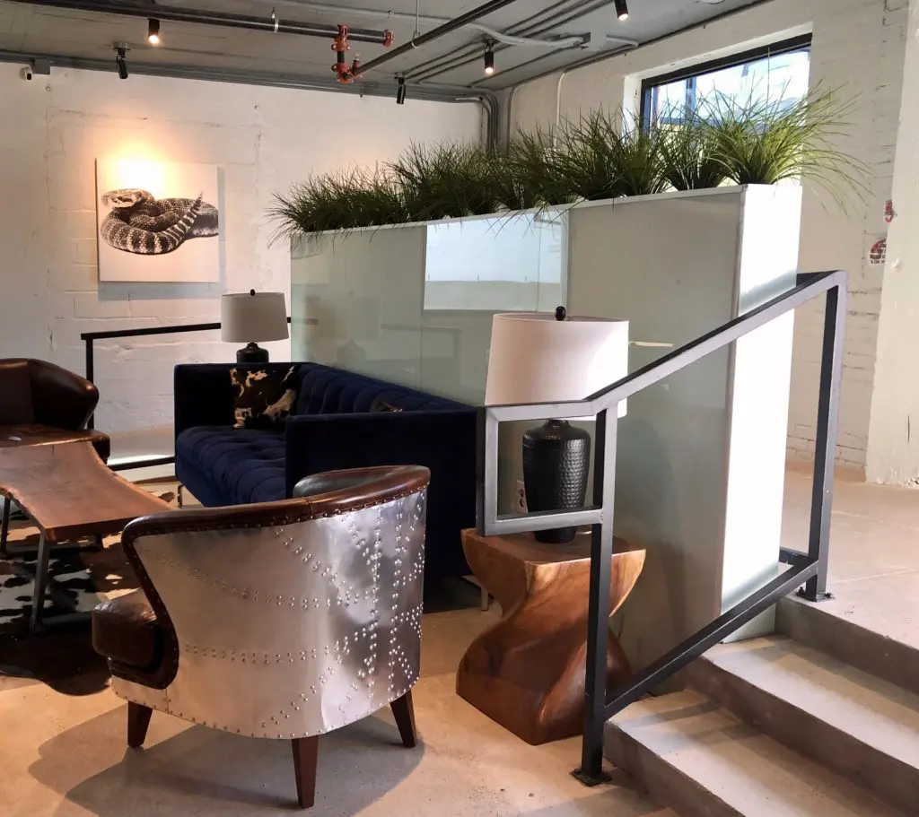 Tasting room with lush lounge seating.(Photo by Courtney Dabney). 