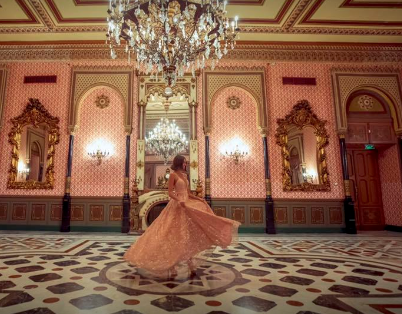 Empress Eugenie's bedroom in the Al  Gezirah Palace in Cairo, where Shelby Hodge and Shafik Rifaat became officially engaged, was converted into a bar in the late 1980s.