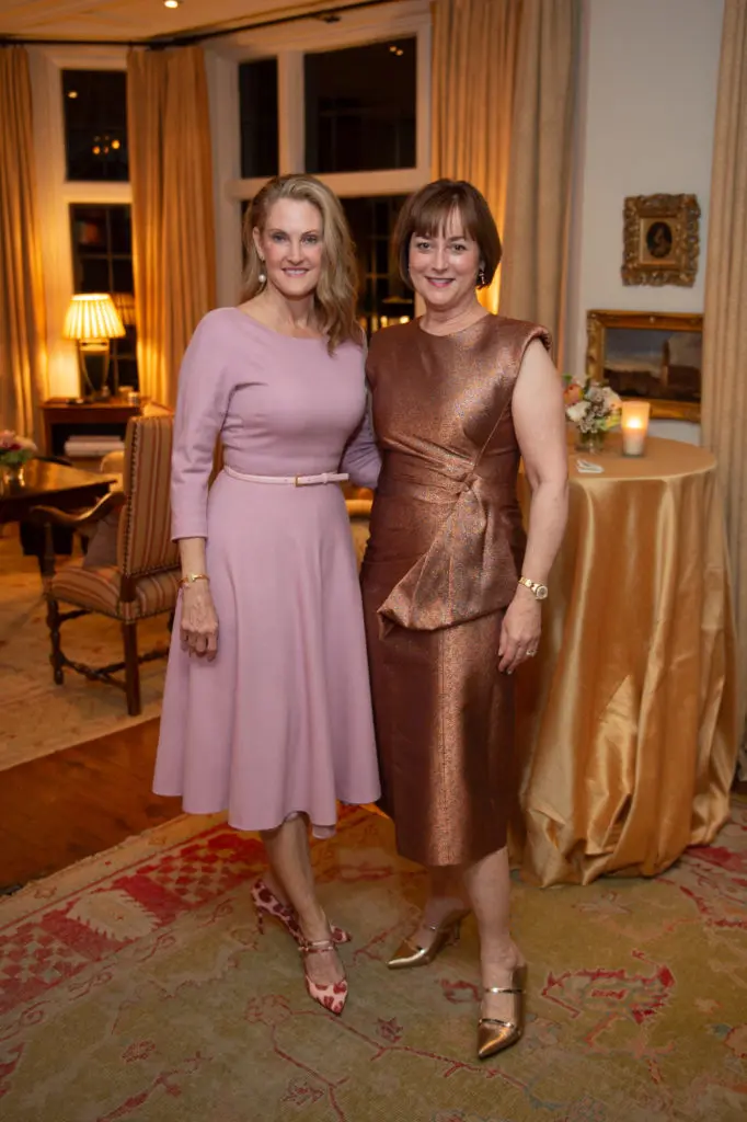Stephanie Tsuru, Leigh Smith (Photo by Wilson Parish)