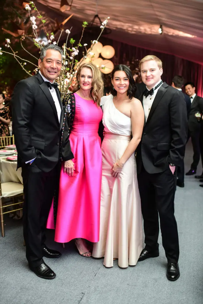 Honorary chairs Frank & Stephanie Tsuru with Bailey Tsuru, Tanner Saha (Photo by Daniel Ortiz)