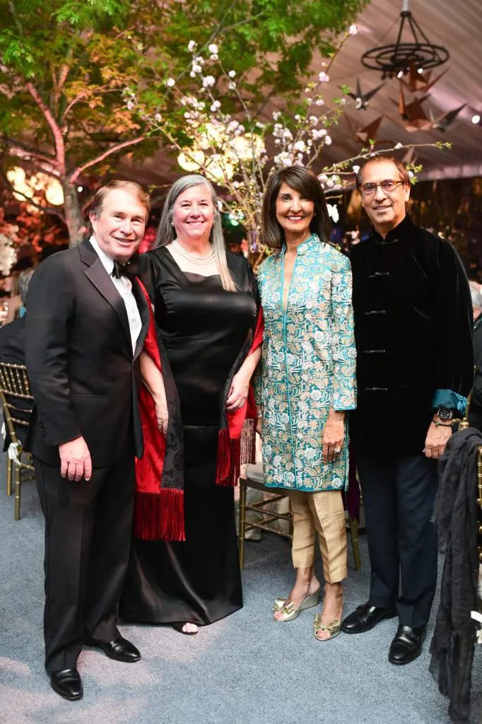 Honorary chair Marc & Brenda Watts with Sultana and Moez Mangalji (Photo by Daniel Ortiz)