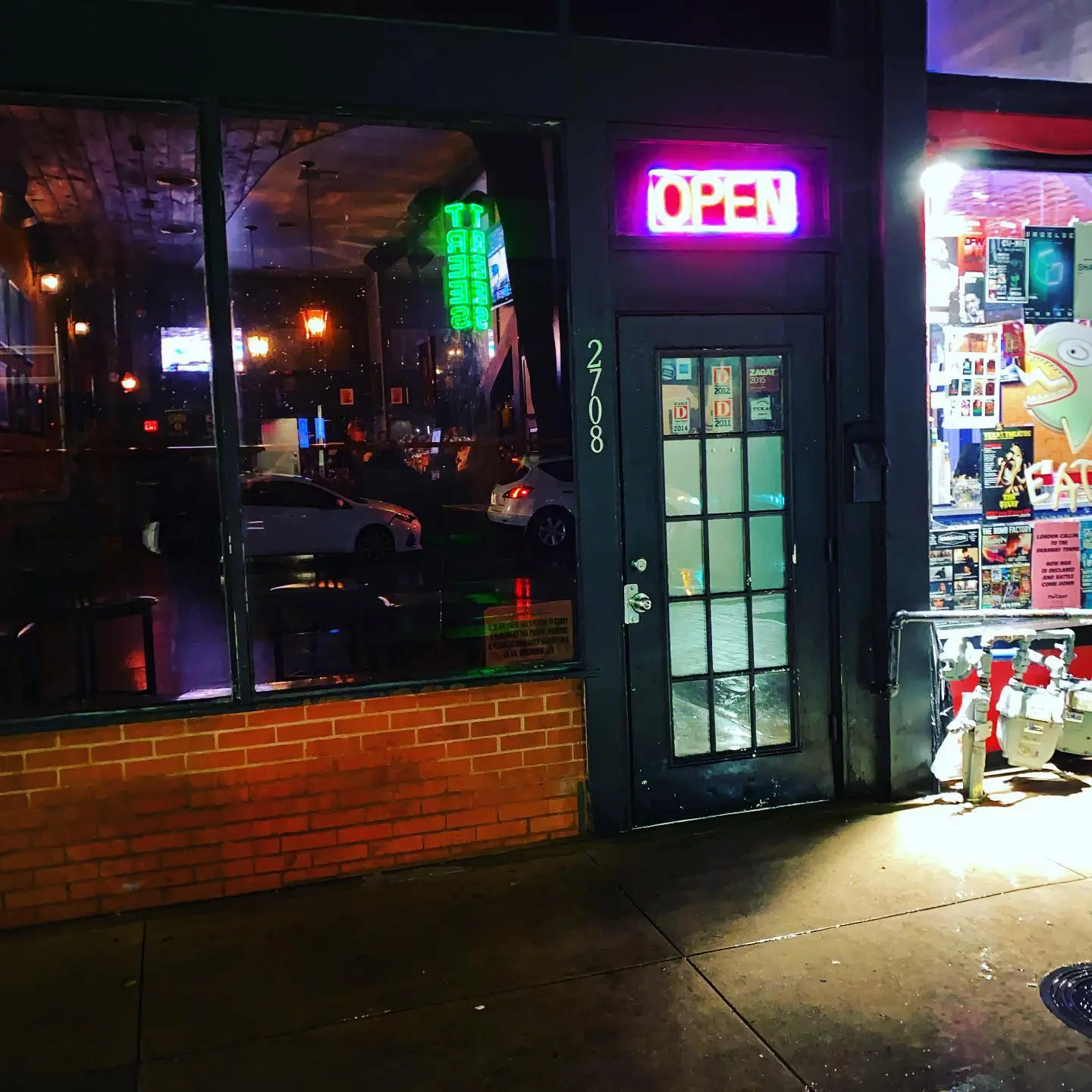 Black Swan Saloon