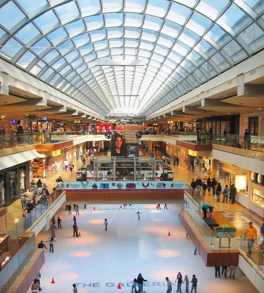 The Houston Galleria is on a roll with close to two dozen new stores having recently arrived or set to arrive no later than this fall.