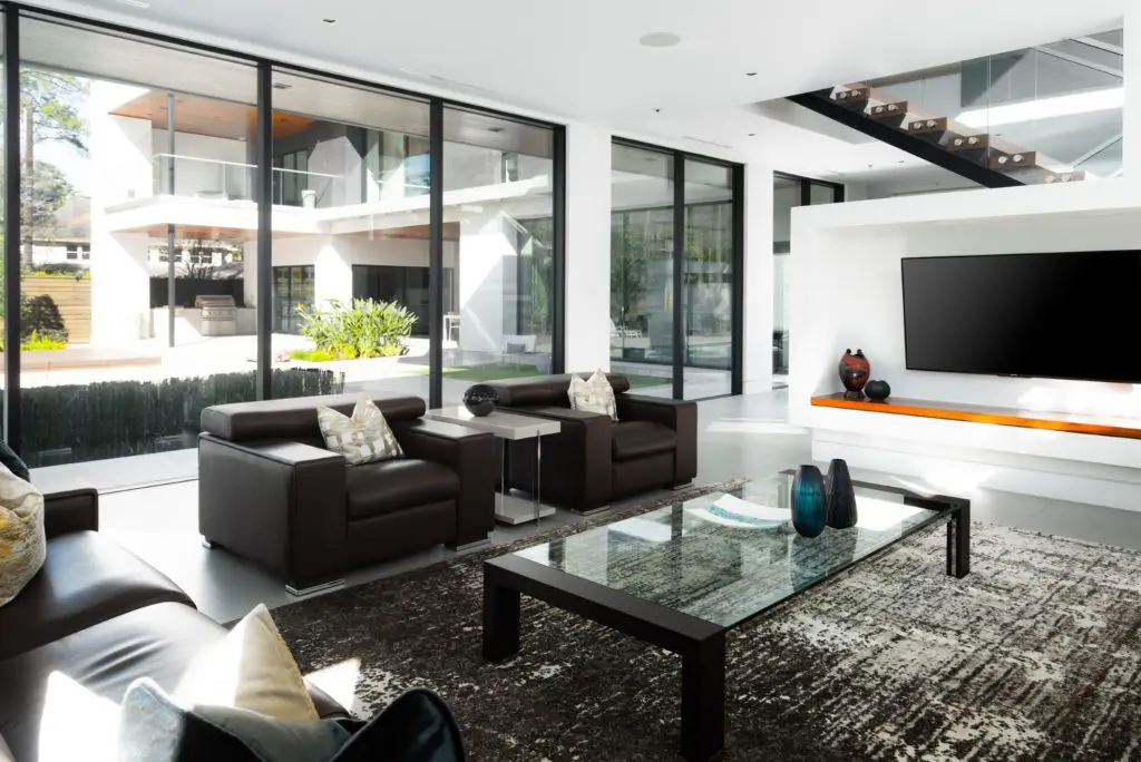 Compass' new Virtual Agent Services keep house showings — and one-on-one interaction — in play. 
